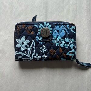 Vera Bradley quilted wallet blue